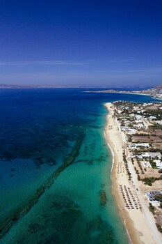glaronissi beach