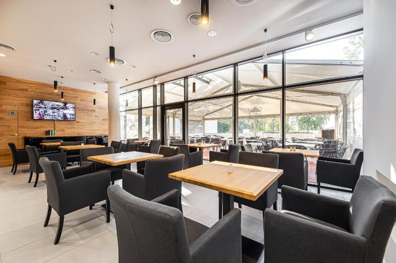 Molo Park Aparthotel,Koszalin>>Chlopy,3.5 star