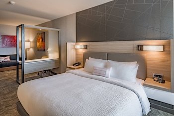 springhill suites by marriott dallas central expressway