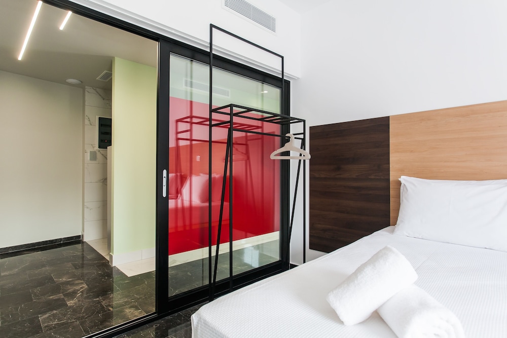 greece u around athens thissio suites