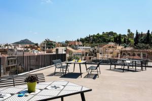 greece u around athens thissio suites