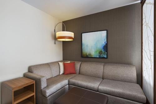 hyatt place greensboro downtown