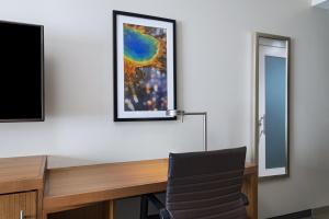 hyatt place greensboro downtown