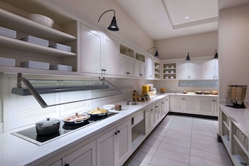 hyatt place greensboro downtown