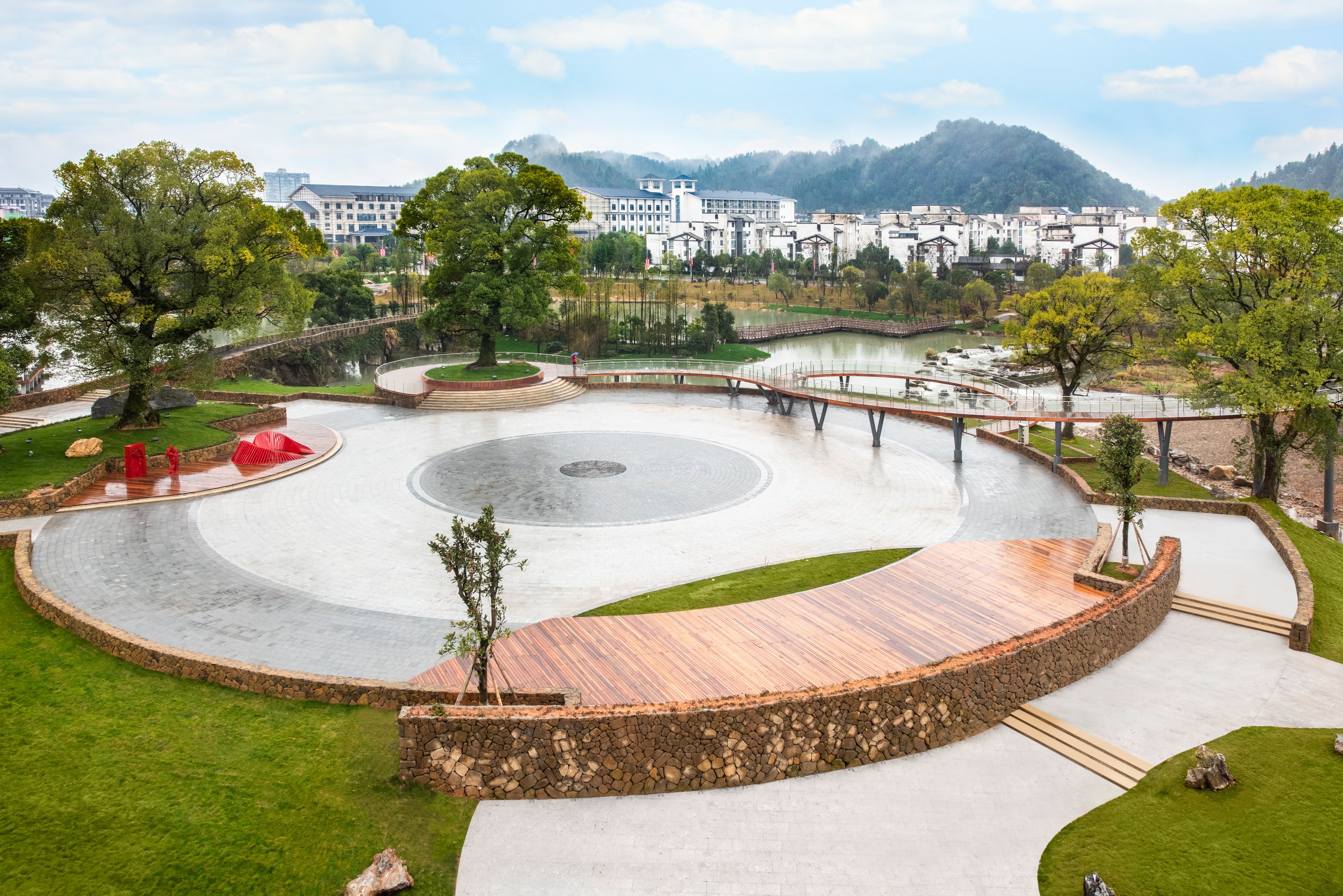 holiday inn resort yichun mingyue mountain an ihg hotel
