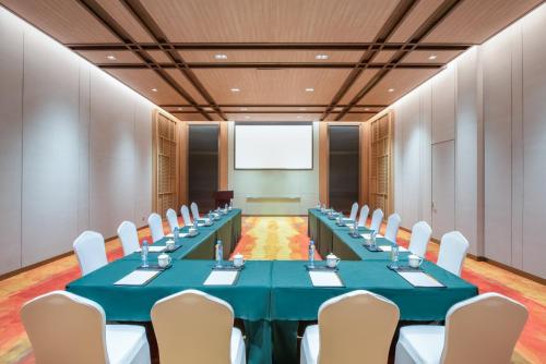 holiday inn resort yichun mingyue mountain an ihg hotel