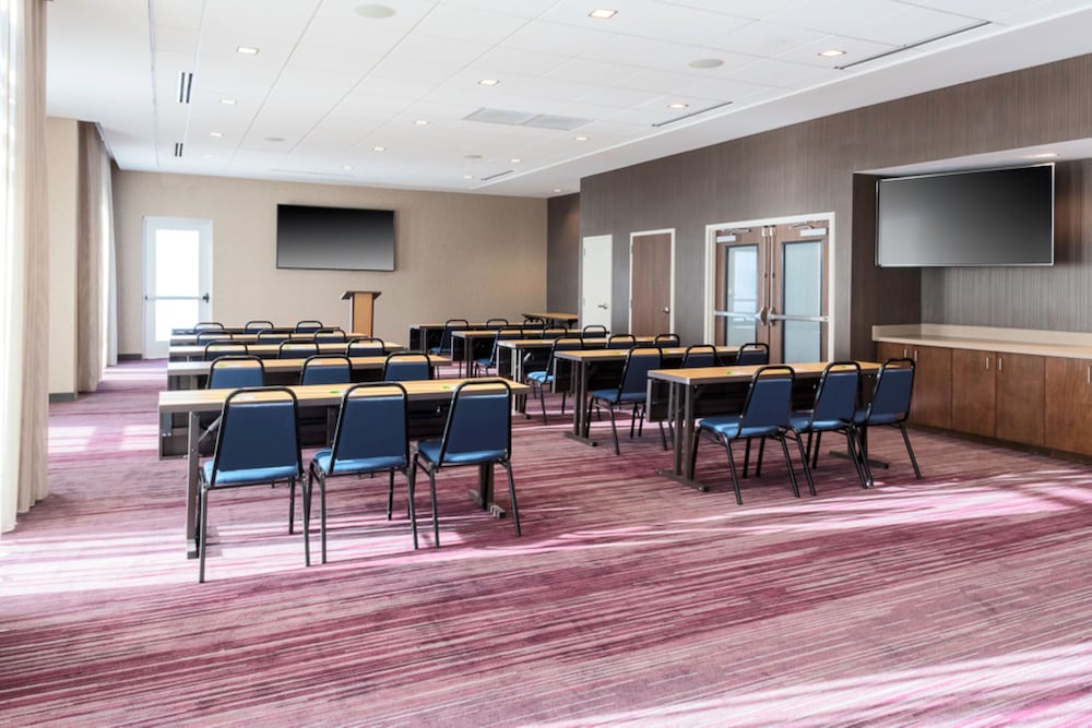 courtyard by marriott indianapolis west speedway