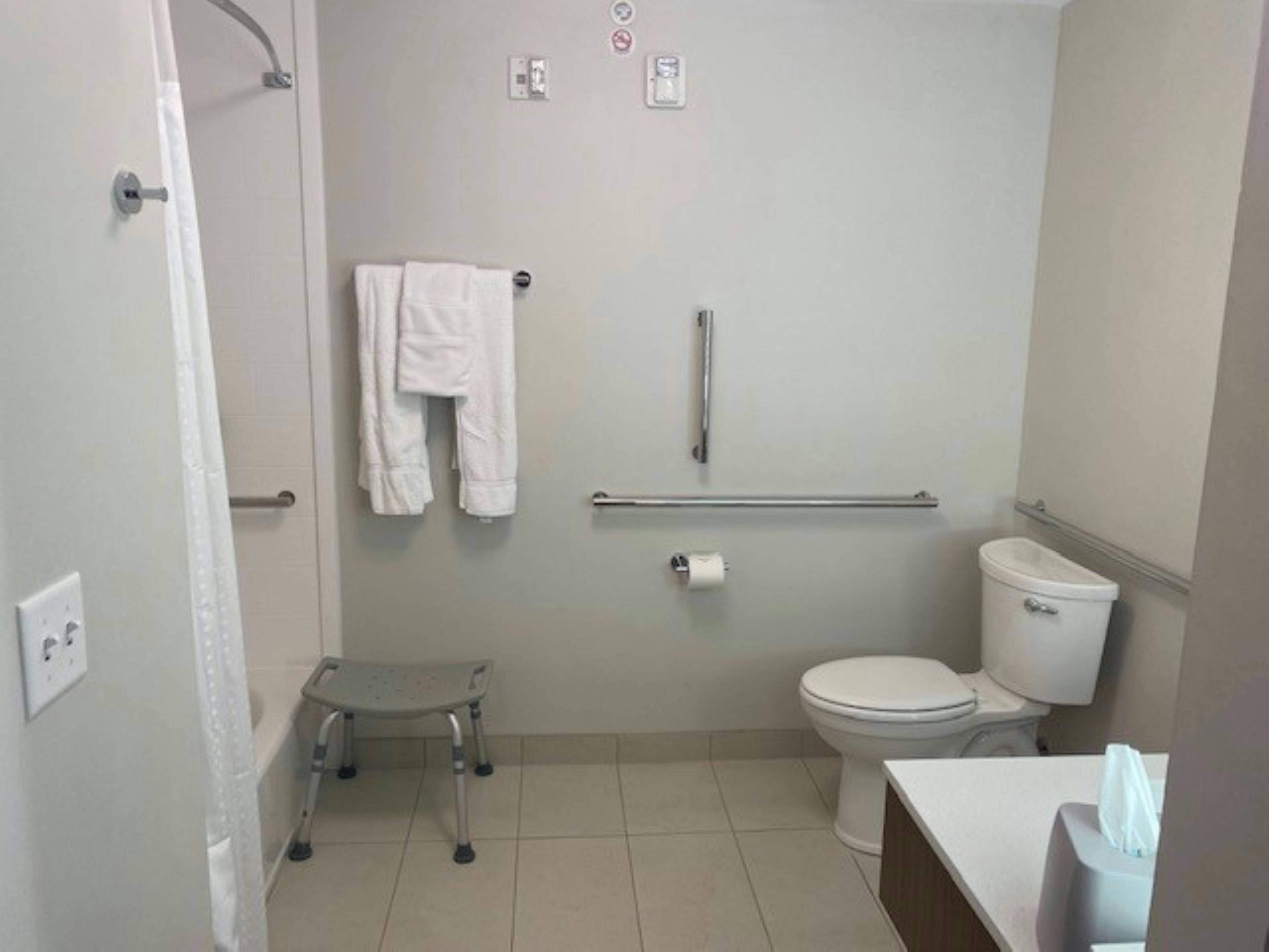 holiday inn express and suites warrensburg north an ihg hotel