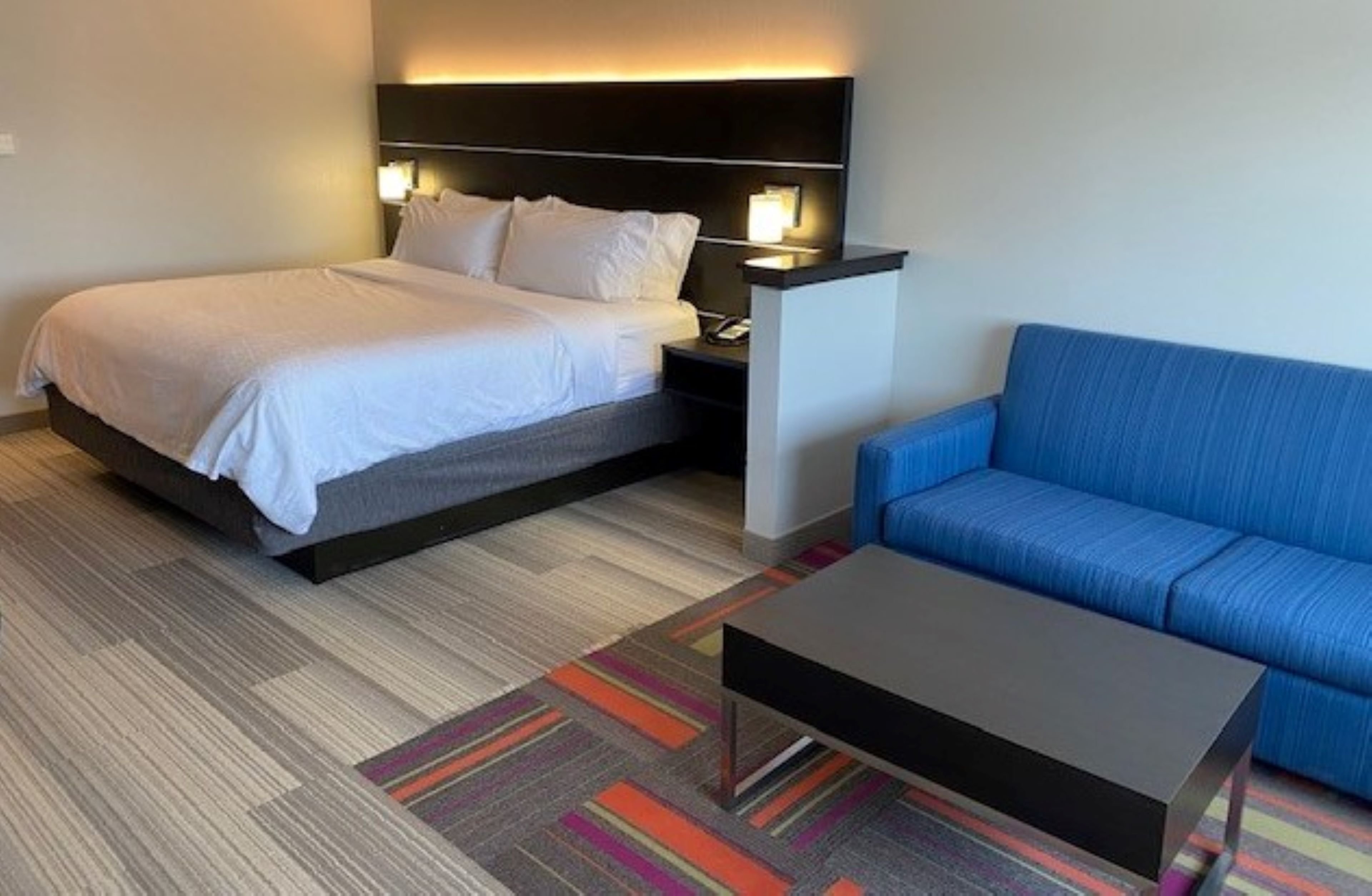 holiday inn express and suites warrensburg north an ihg hotel
