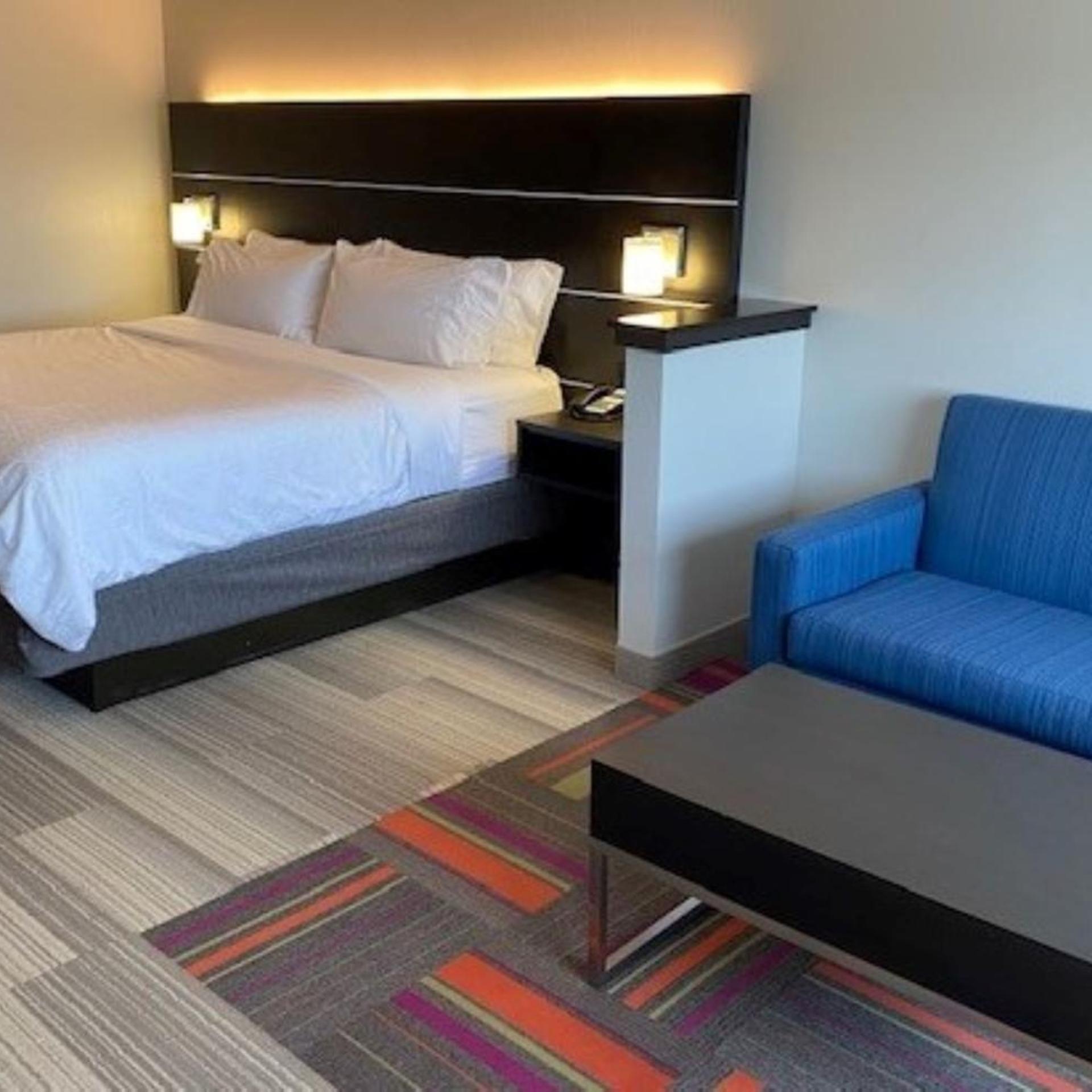 holiday inn express and suites warrensburg north an ihg hotel
