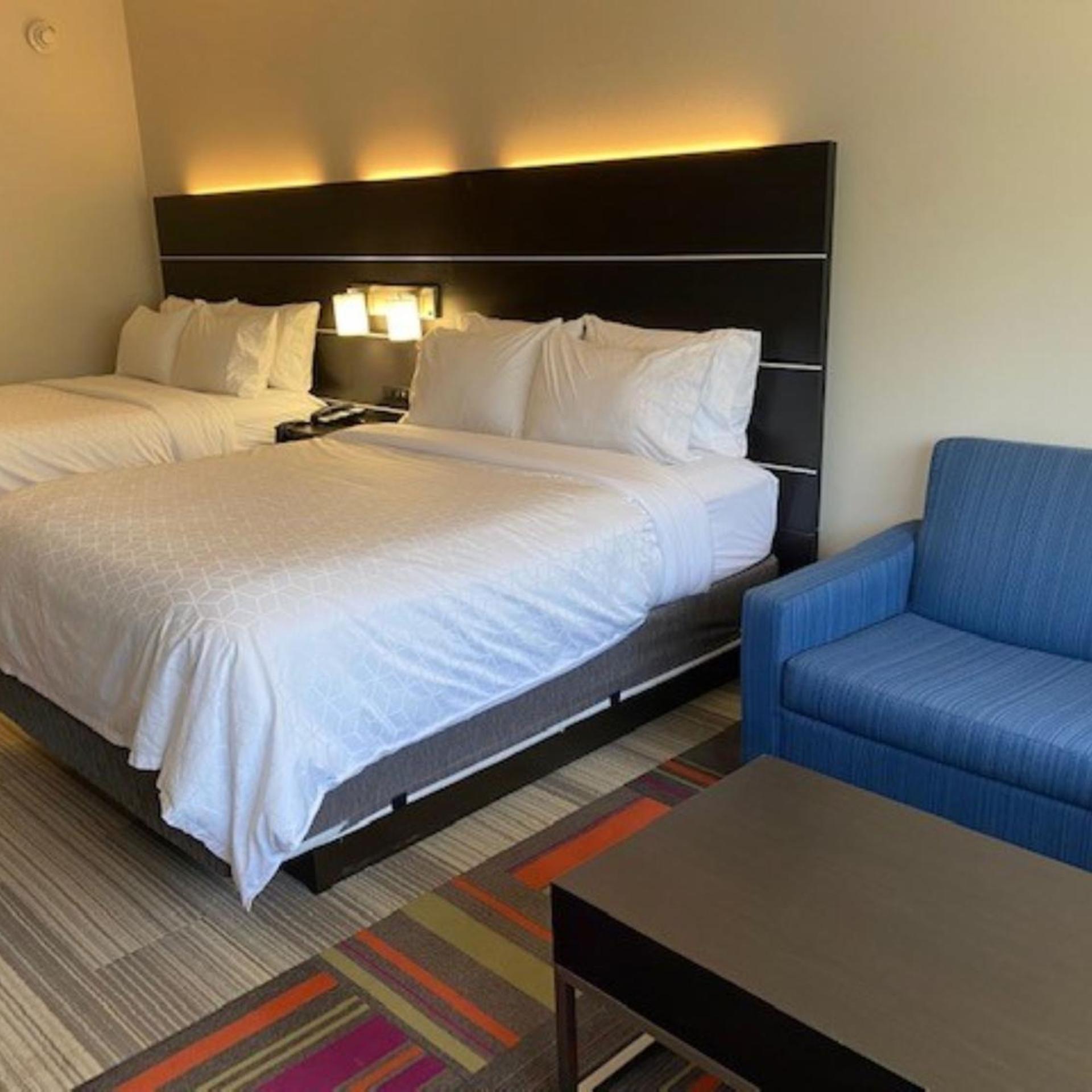 holiday inn express and suites warrensburg north an ihg hotel