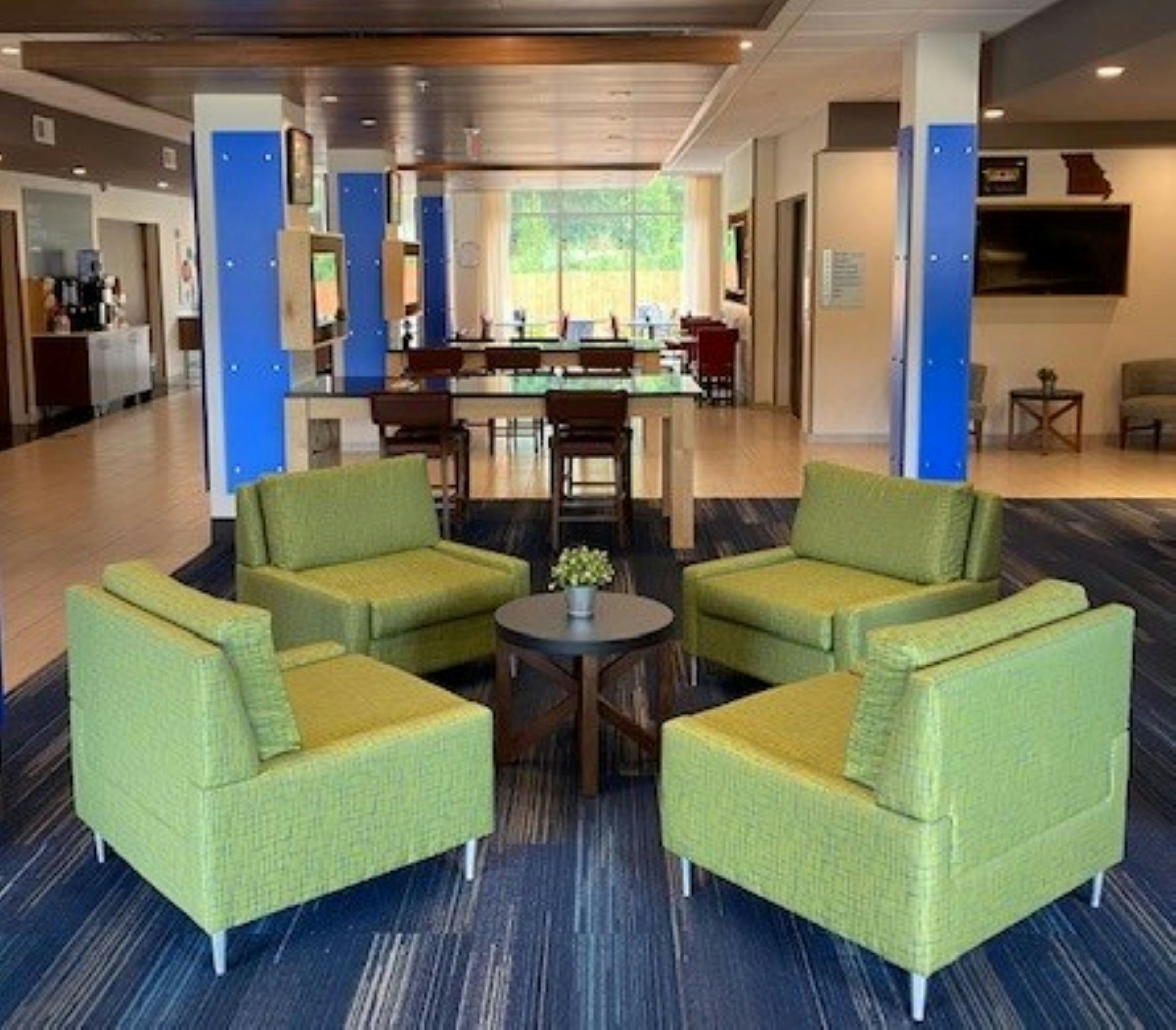 holiday inn express and suites warrensburg north an ihg hotel