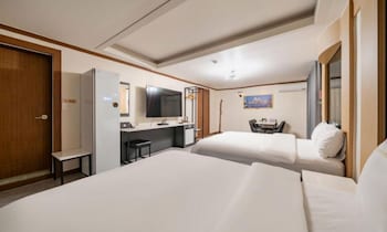 donghae gloria tourist hotel