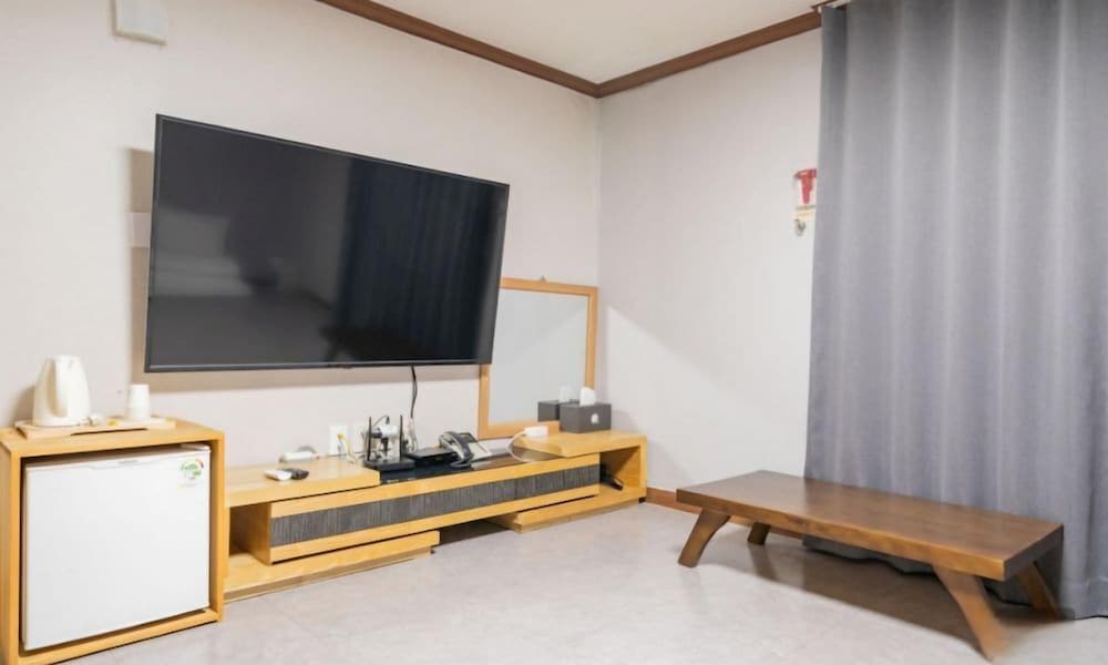 donghae gloria tourist hotel