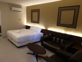 ants hotel