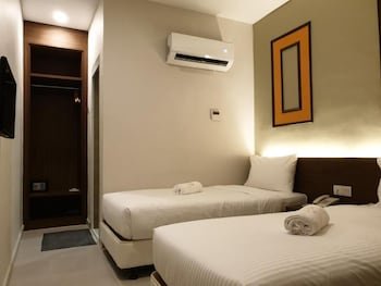 ants hotel