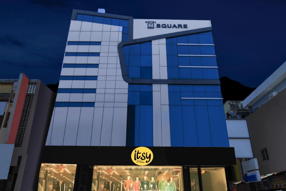 treebo trip n square