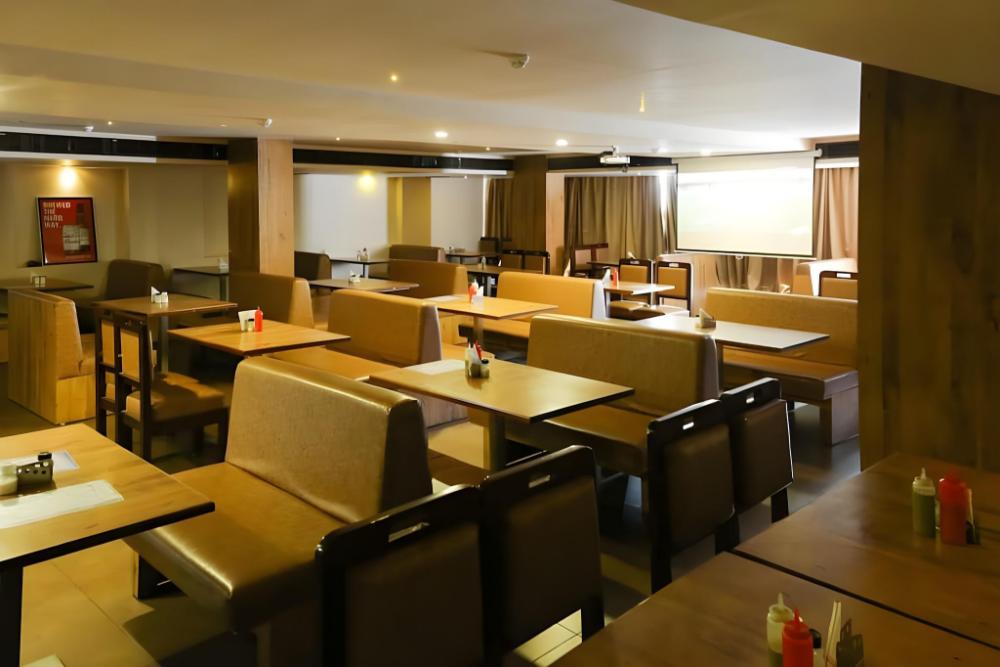 treebo trip n square