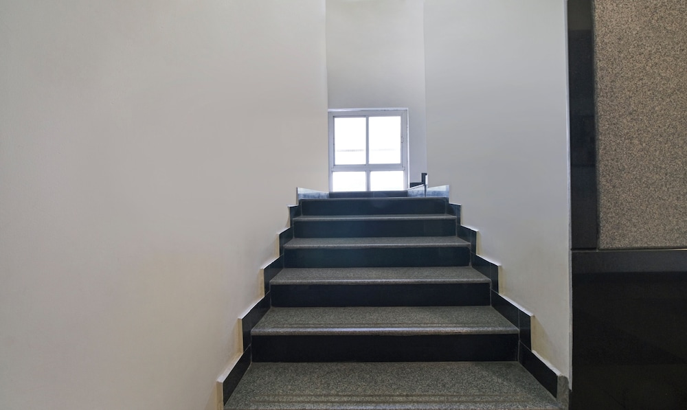 treebo trip n square