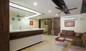 treebo trip n square