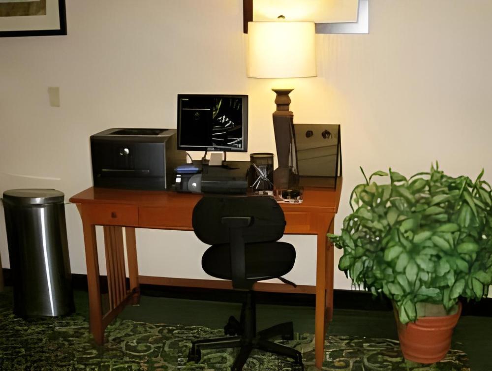 fairfield inn and suites galesburg