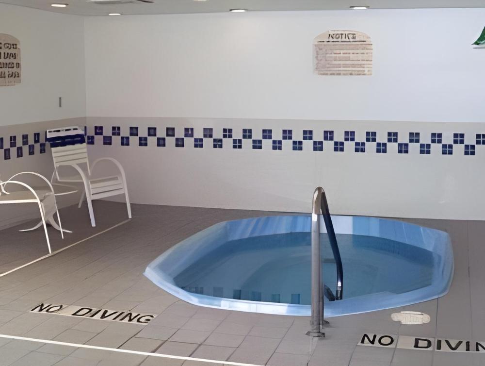 fairfield inn and suites galesburg