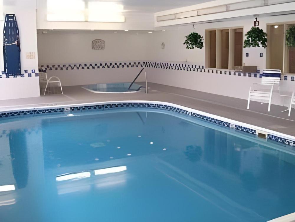 fairfield inn and suites galesburg