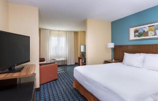 fairfield inn and suites galesburg