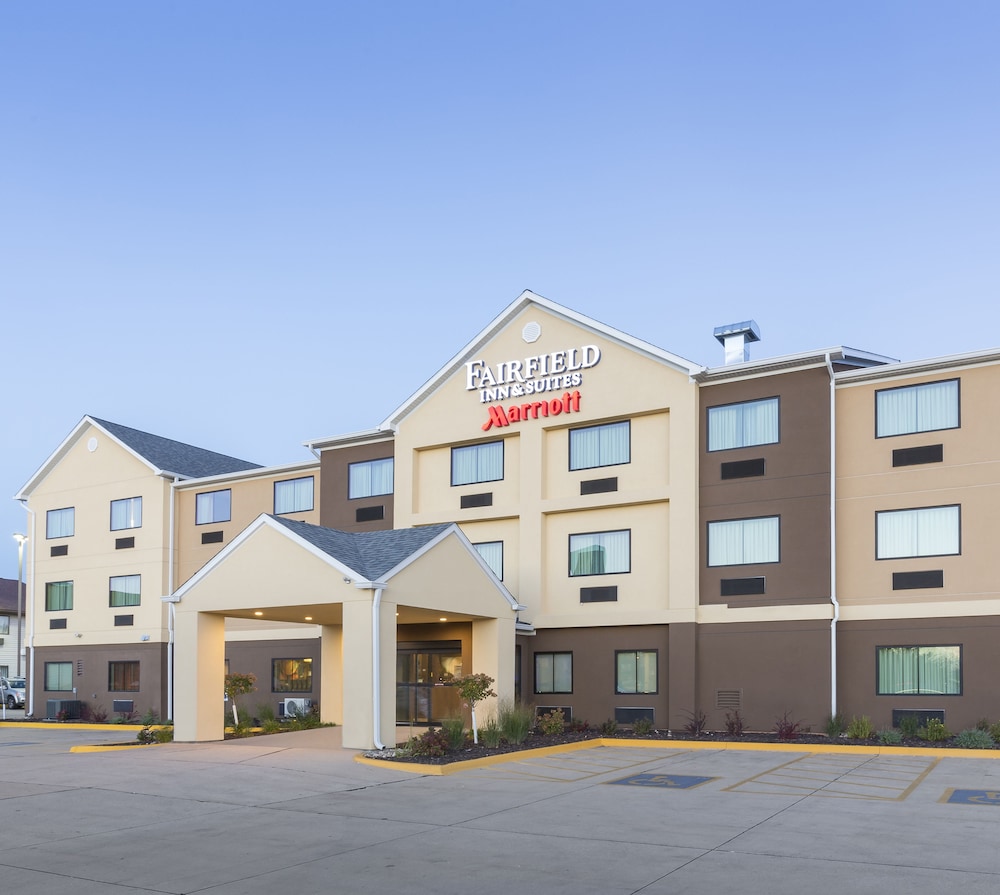 fairfield inn and suites galesburg