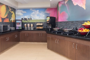 fairfield inn and suites galesburg