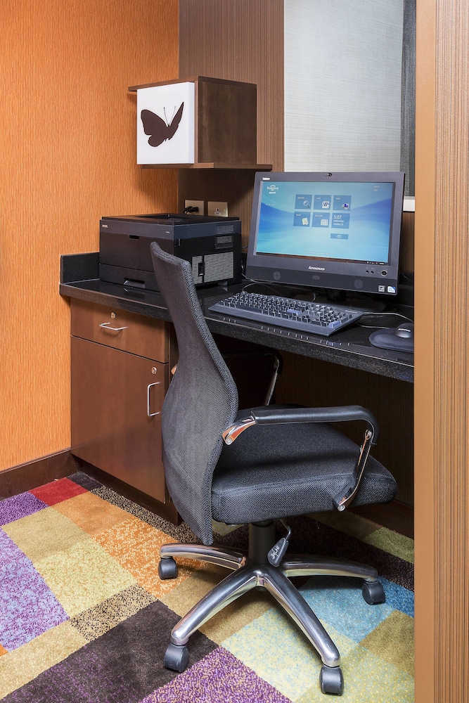 fairfield inn and suites galesburg