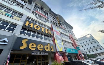 seeds hotel ampang point