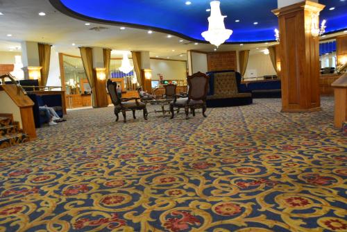 Castle Beach Club Condominiums By New Point Miami,In Miami Beach (Mid Beach),3 star