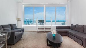 castle beach club condominiums by new point miami