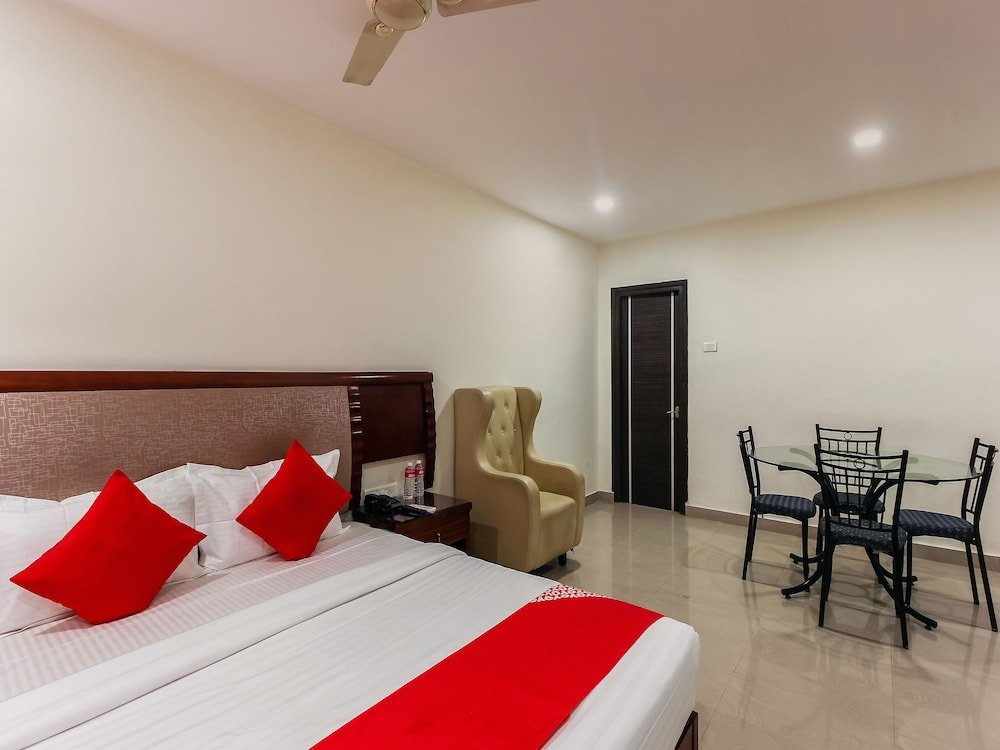 oyo 24799 redlas inn