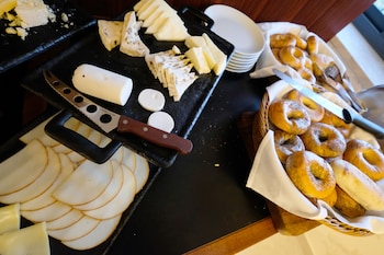 tantur hills hotel jerusalem