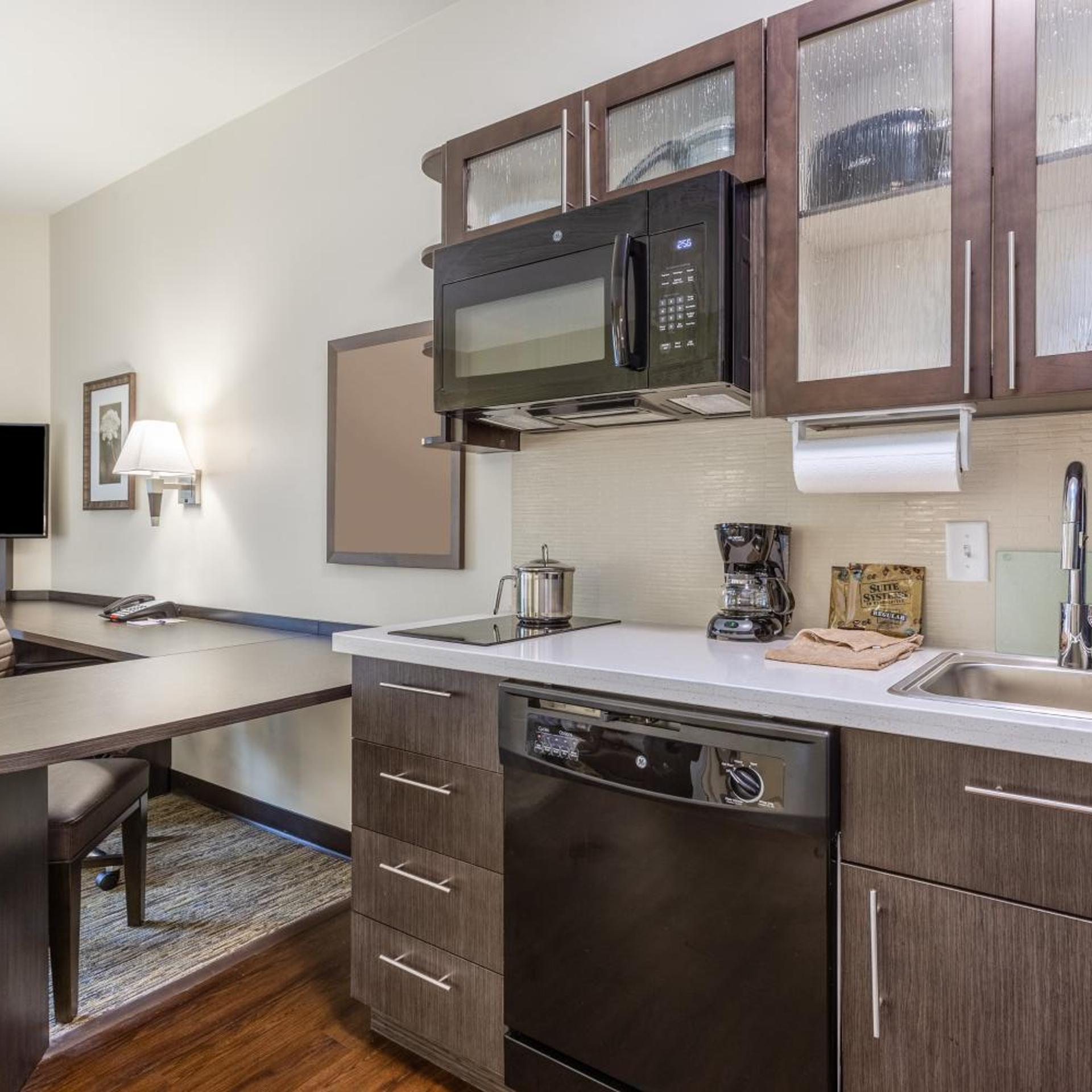 candlewood suites davenport an ihg hotel