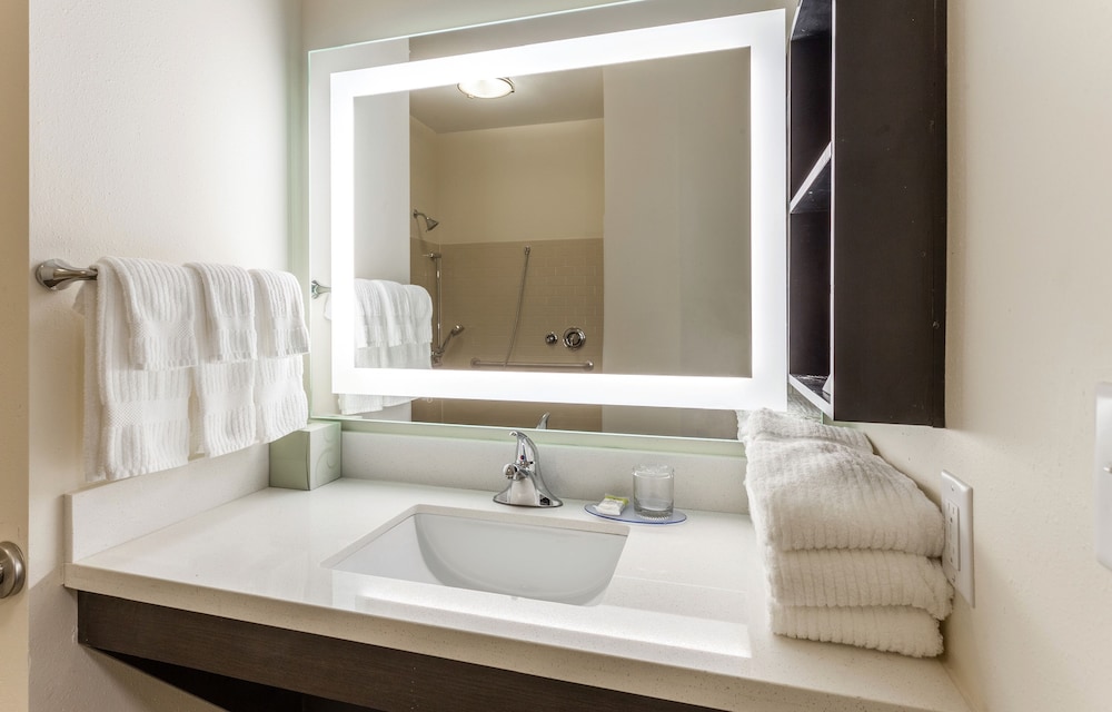 candlewood suites davenport an ihg hotel