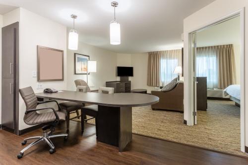 candlewood suites davenport an ihg hotel