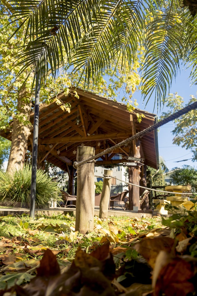 pousada dos platanos