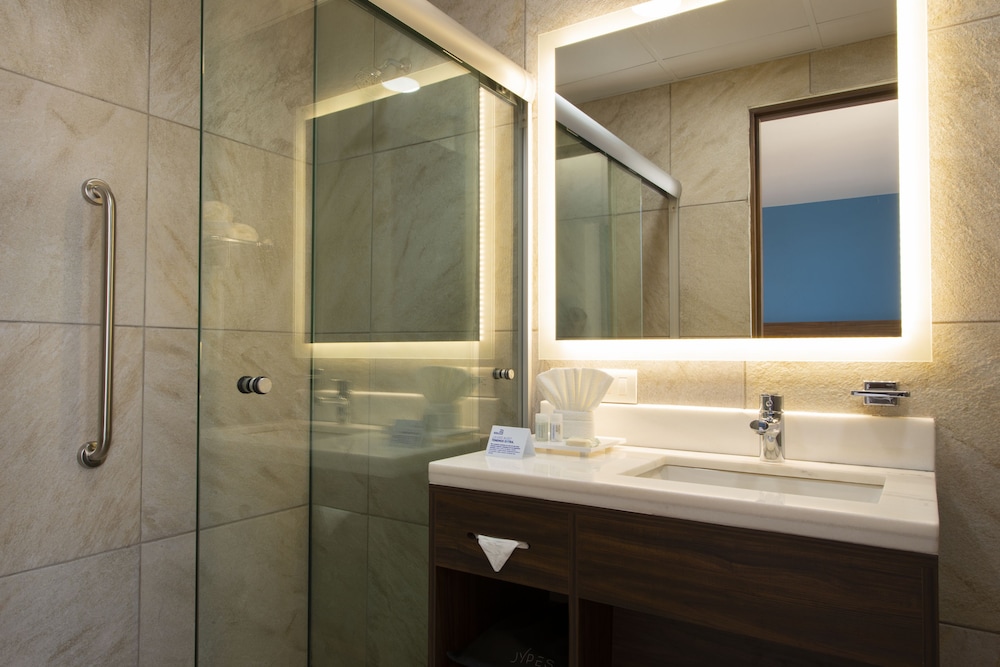 holiday inn express merida centro