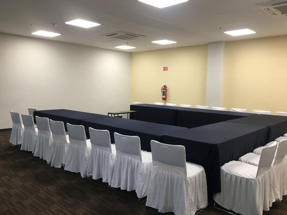 holiday inn express merida centro