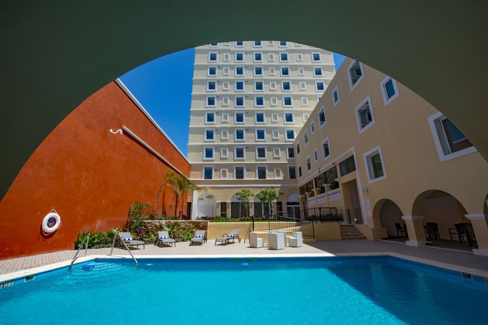 holiday inn express merida centro