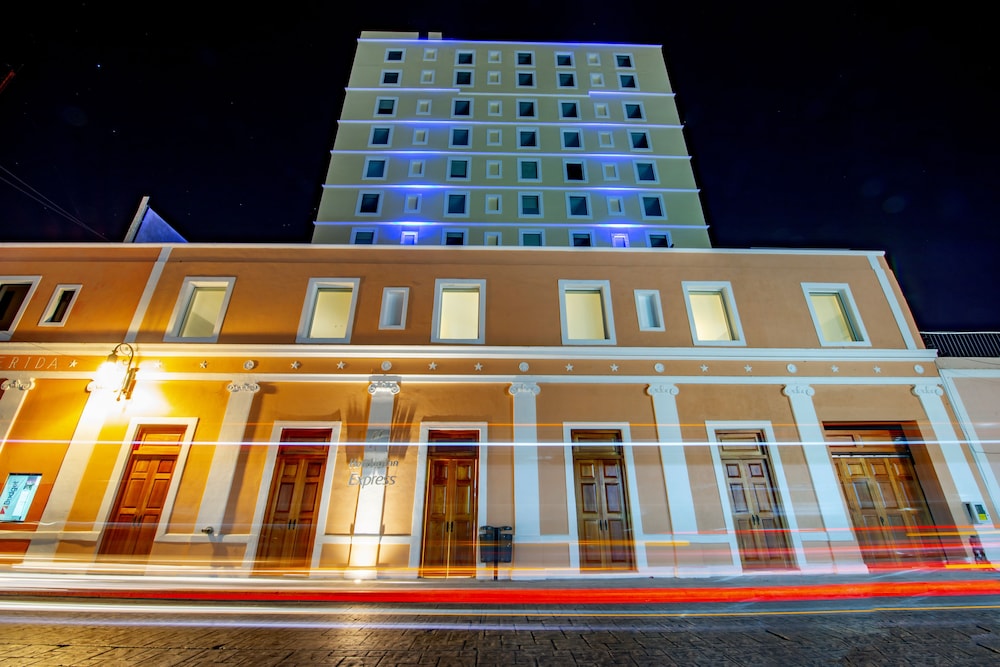 holiday inn express merida centro