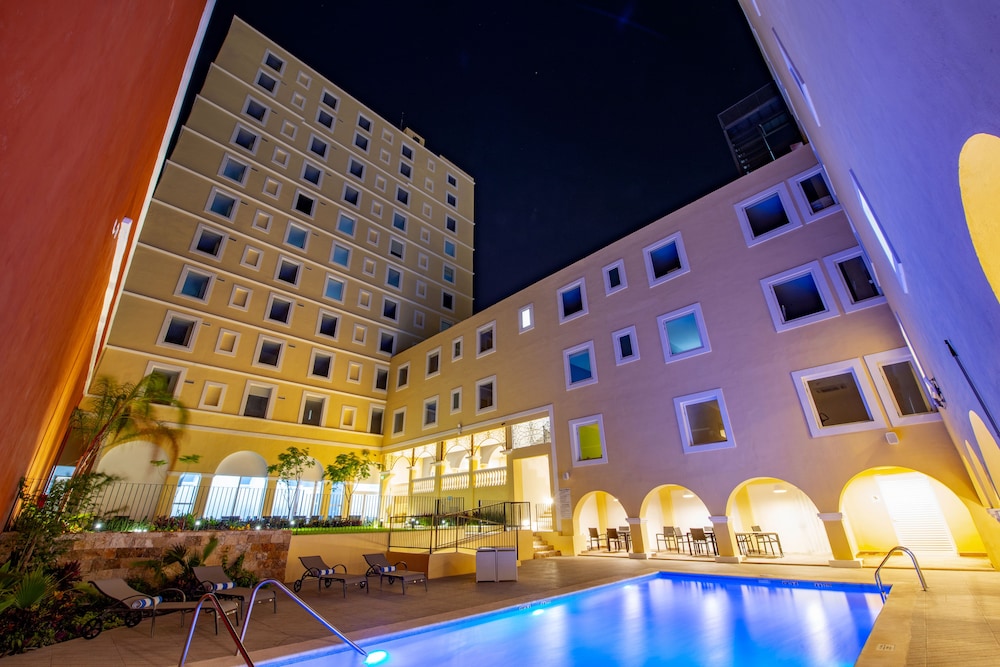 holiday inn express merida centro