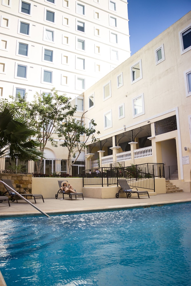 holiday inn express merida centro