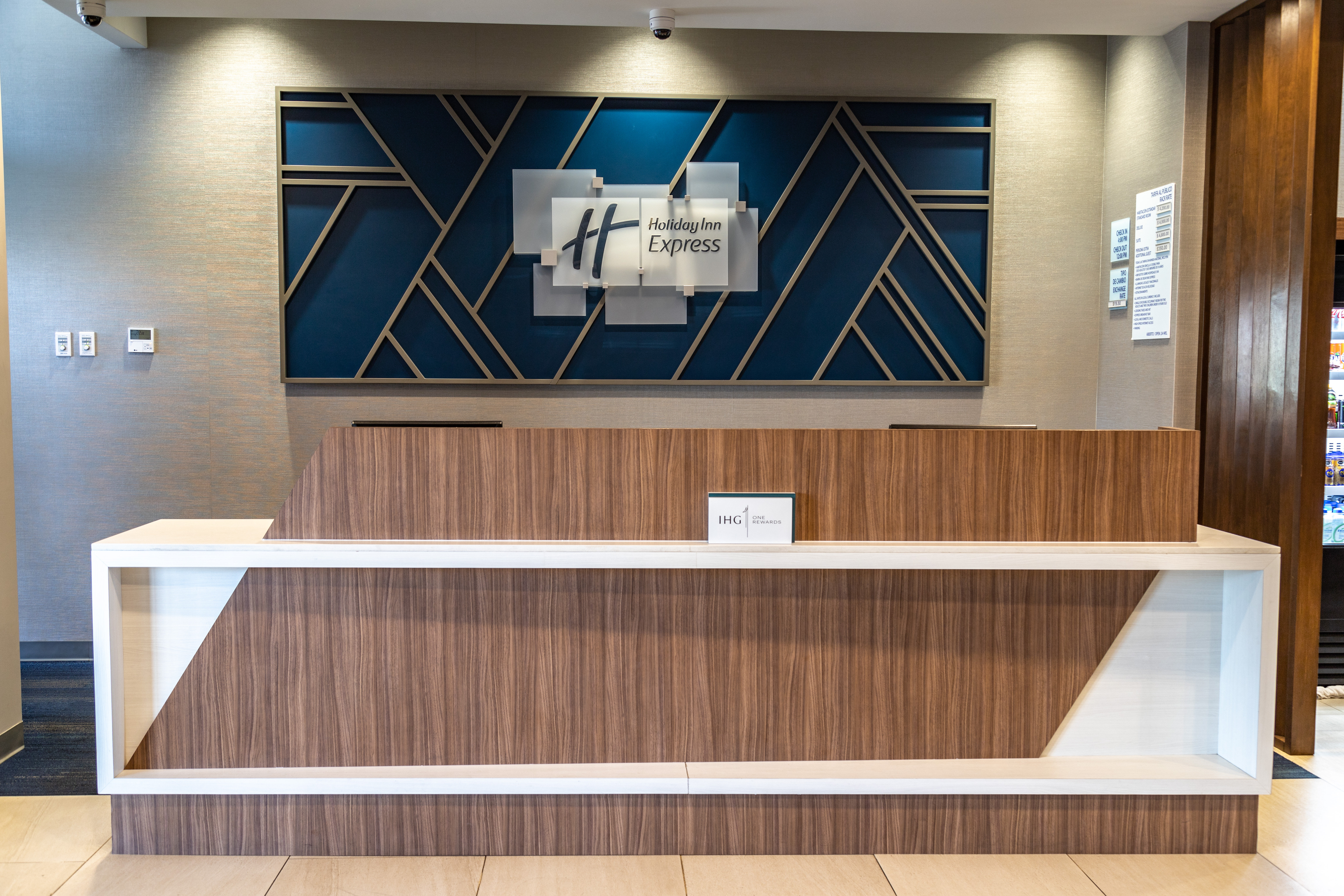 holiday inn express and suites ensenada centro an ihg hotel