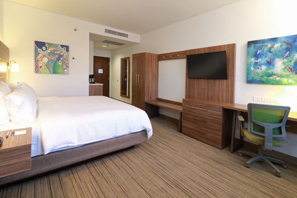 holiday inn express and suites ensenada centro an ihg hotel