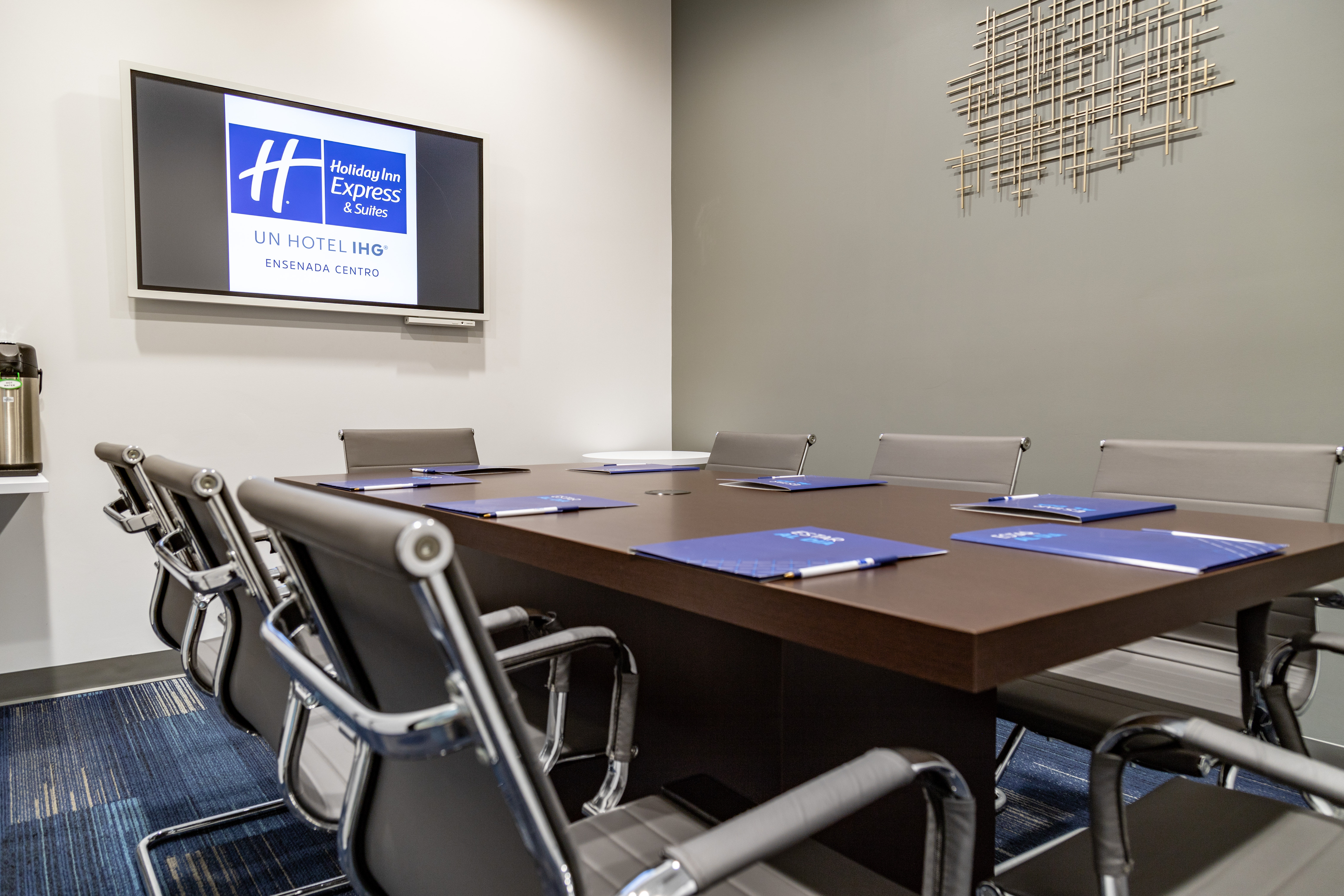 holiday inn express and suites ensenada centro an ihg hotel