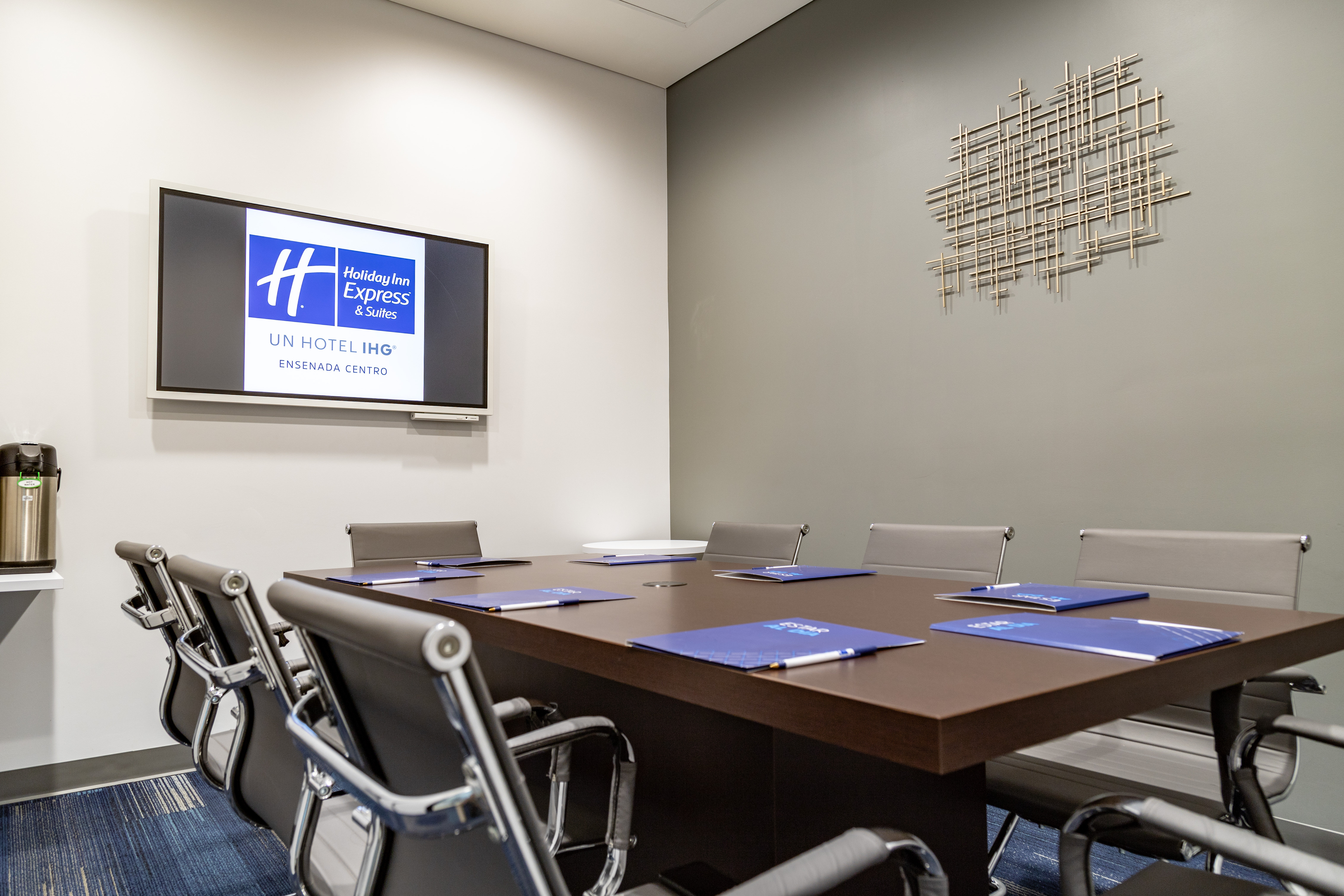 holiday inn express and suites ensenada centro an ihg hotel
